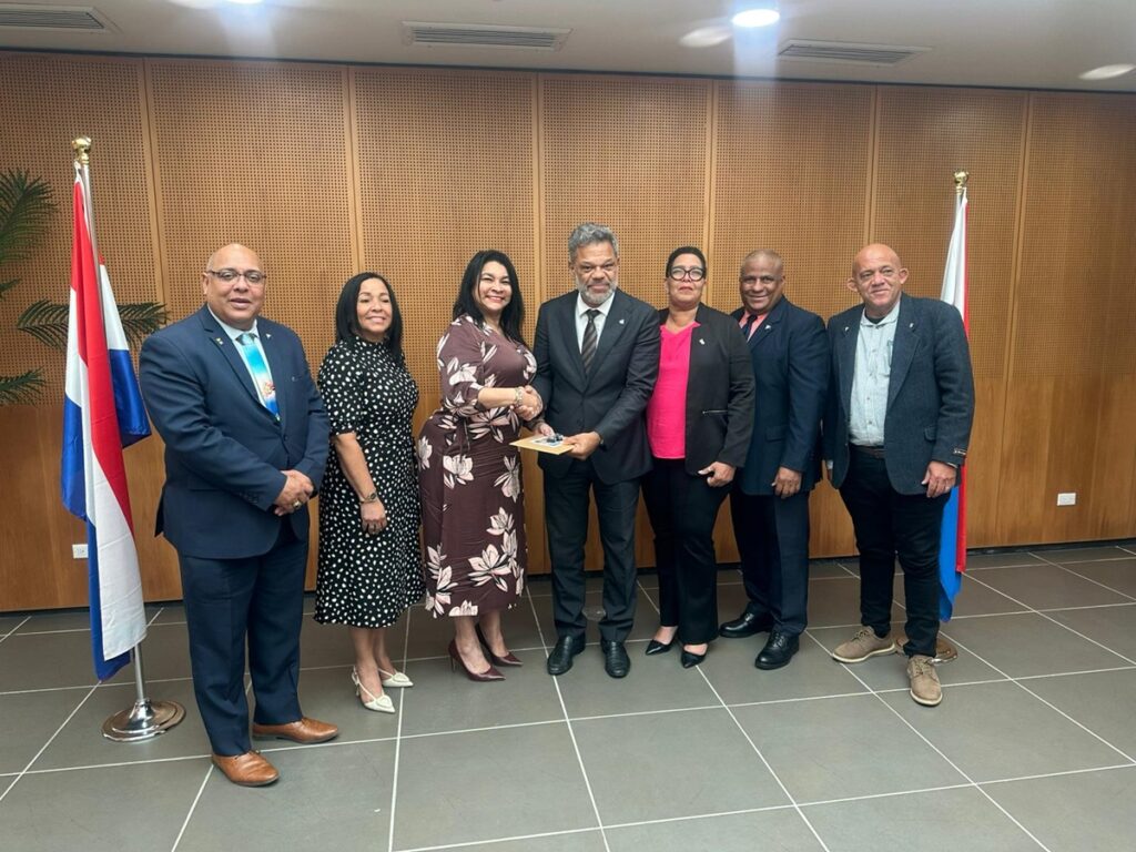 PRIME MINISTER DR. LUC MERCELINA WELCOMES BONAIRE’S ISLAND COUNCIL MEMBERS FOR COURTESY VISIT