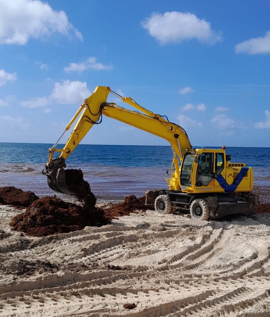 Ministry of VROMI Launches Island-Wide Sargassum Cleanup Operations